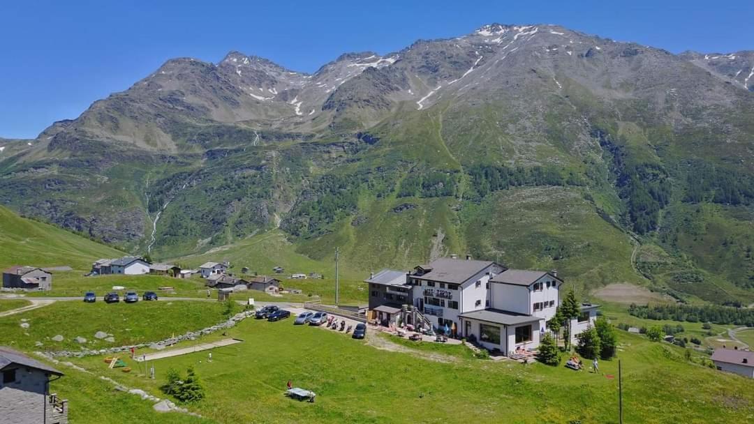 Hotel Rifugio "Mai Tardi" Madesimo Exterior foto